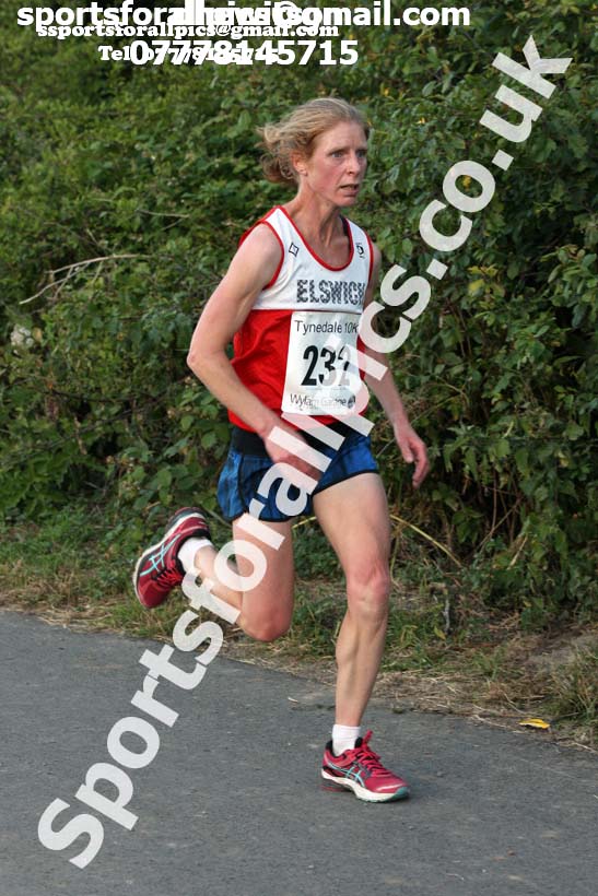 Tynedale 10k Road Race, Ovington to Low Prudhoe. Photo: David T. Hewitson/Sports for All Pics